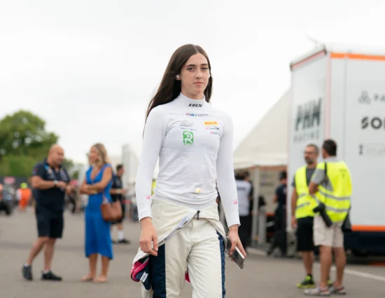 F4 Italia | Intervista esclusiva a Emily Cotty: “La F1 Academy un bel campionato, ma ora voglio correre nella griglia più competitiva”