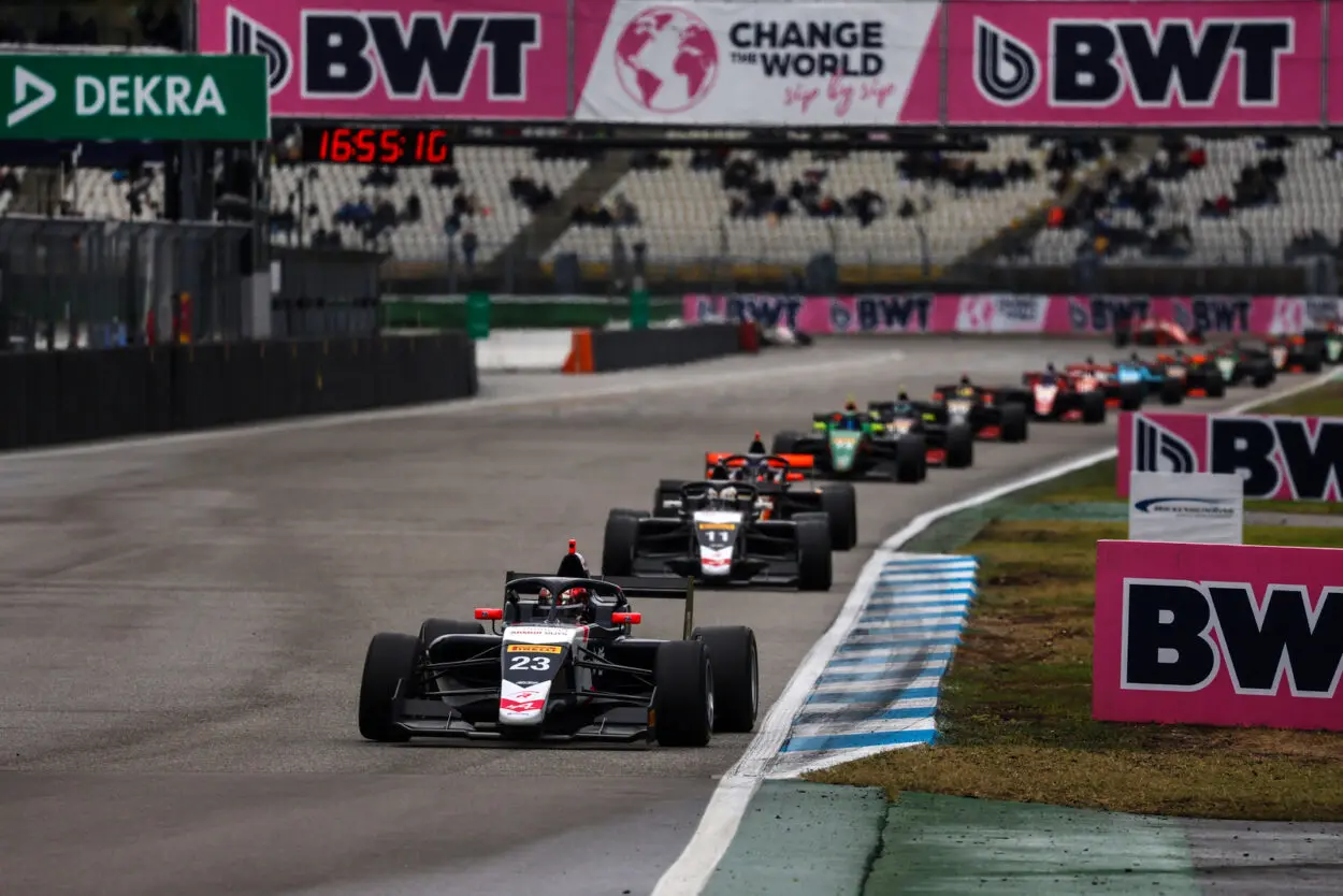 Formula Regional Europe | Hockenheim 2025, Gara 2: Deligny vince davanti a De Palo e Giltaire