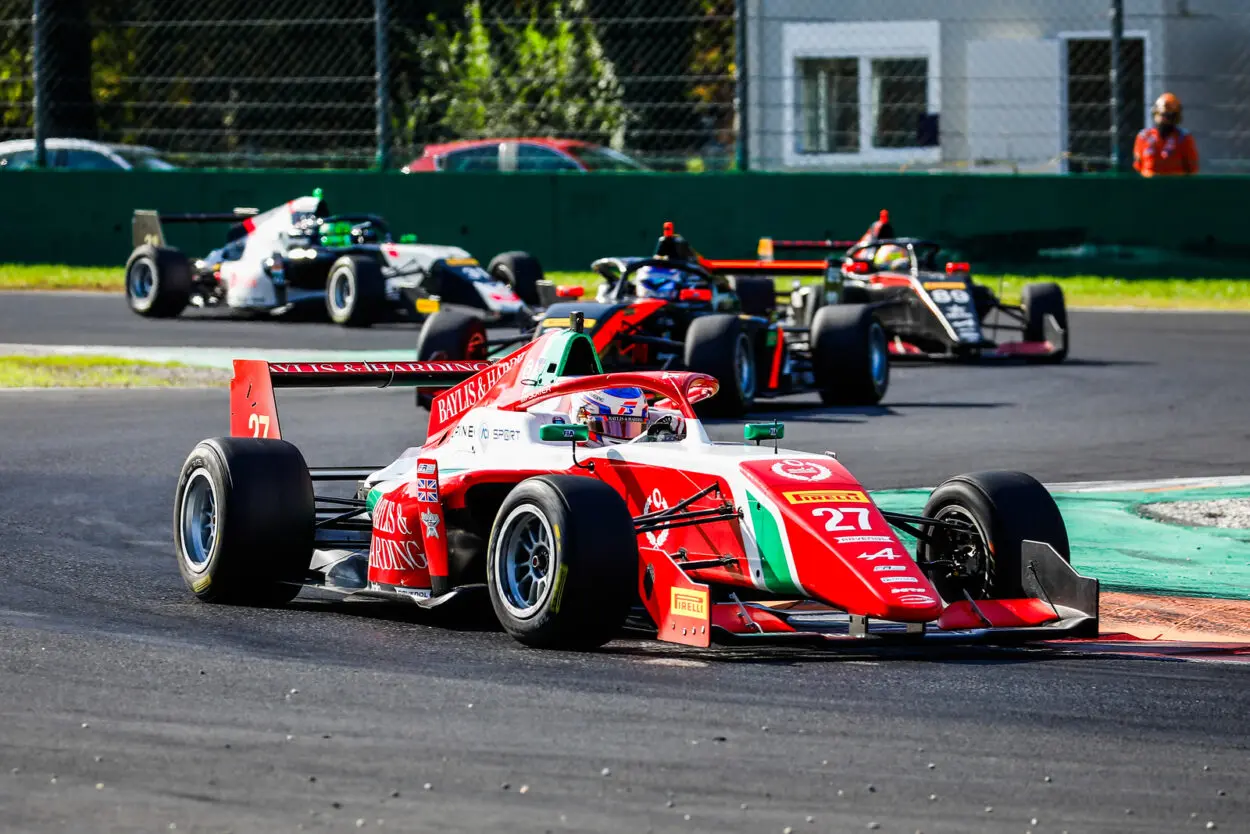 Formula Regional Europe | Monza 2025, Gara-2: Slater domina l’ultima stagionale davanti a De Palo e Giltaire