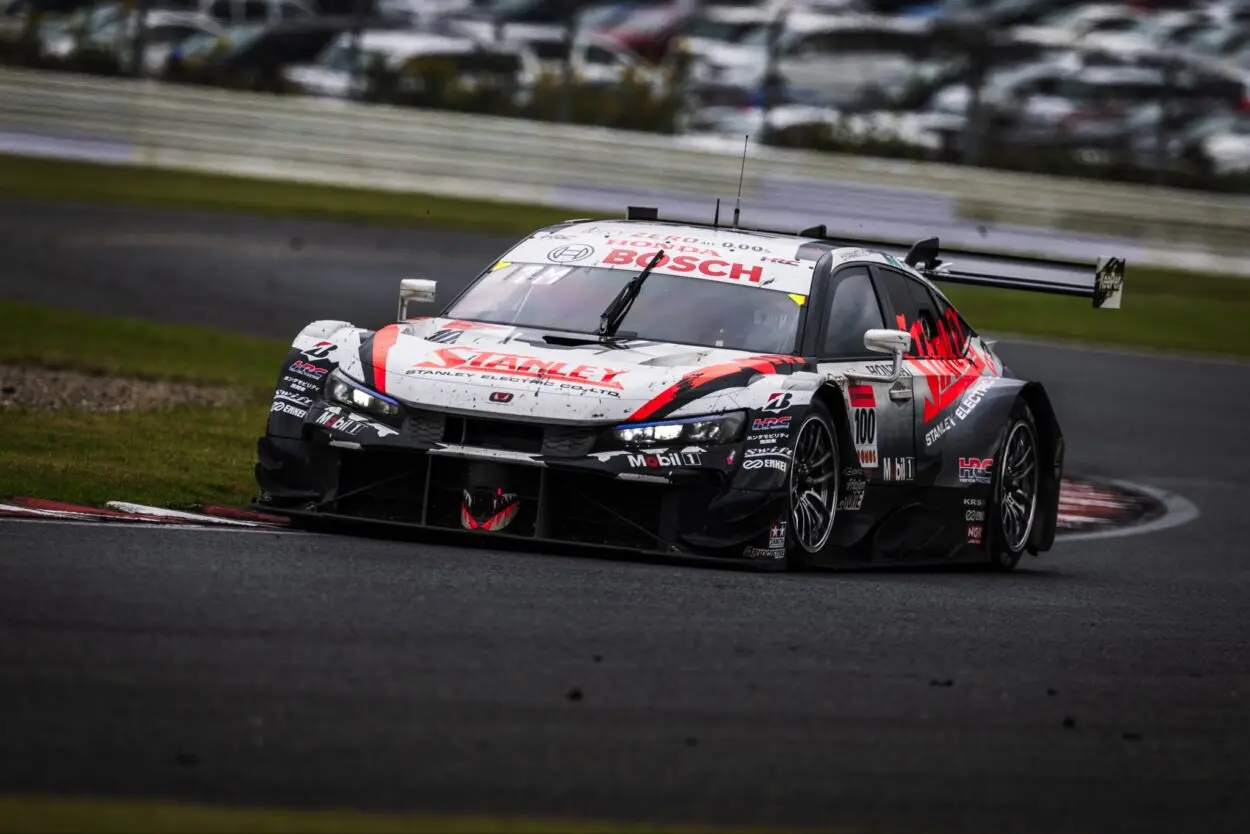 Super GT | Autopolis 3h 2025: Team Kunimitsu regala alla Honda la prima vittoria stagionale