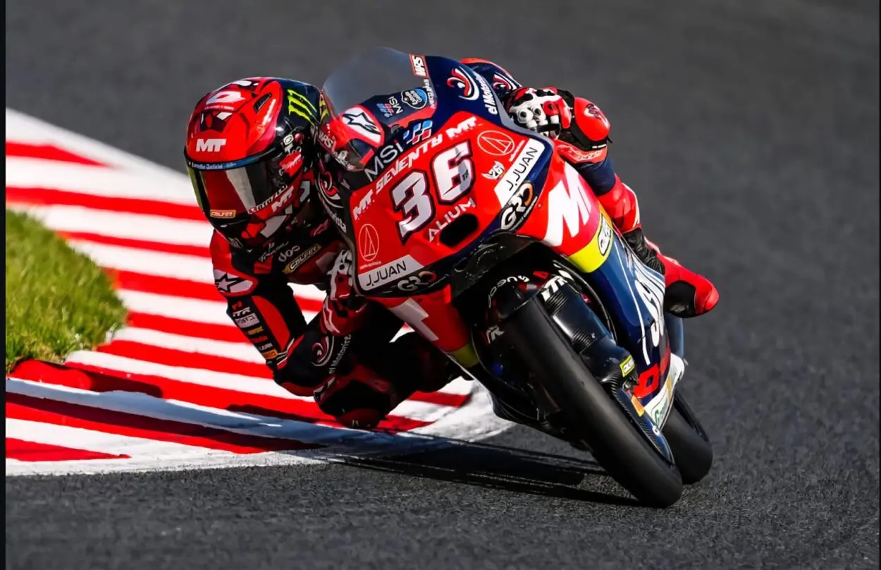 Moto3 | GP Indonesia 2025, Practice: Piqueras vola davanti a Quiles e Rueda, 7° Bertelle