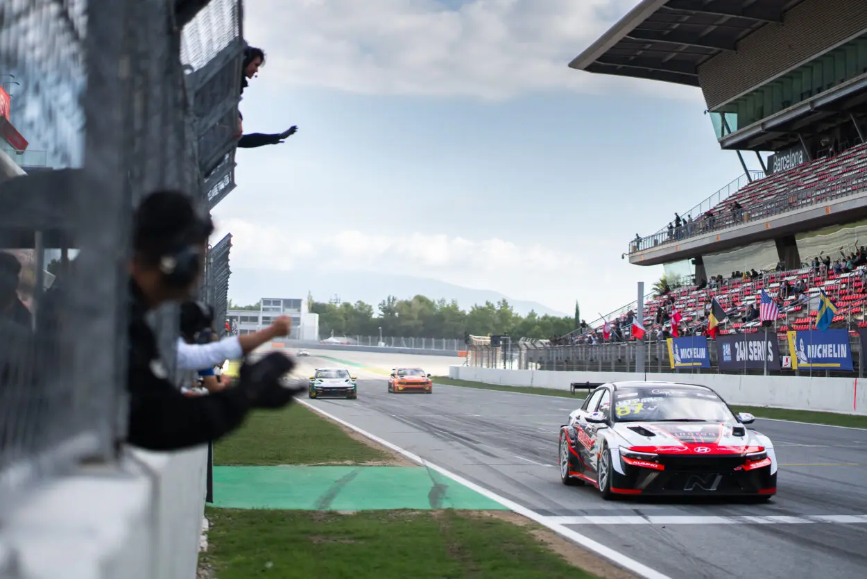 TCR Europe | Barcellona 2025, Junui Park: “La prima stagione in Europa è stata una grande sfida. Il livello dell’Europeo è completamente differente da quello del TCR Italy”