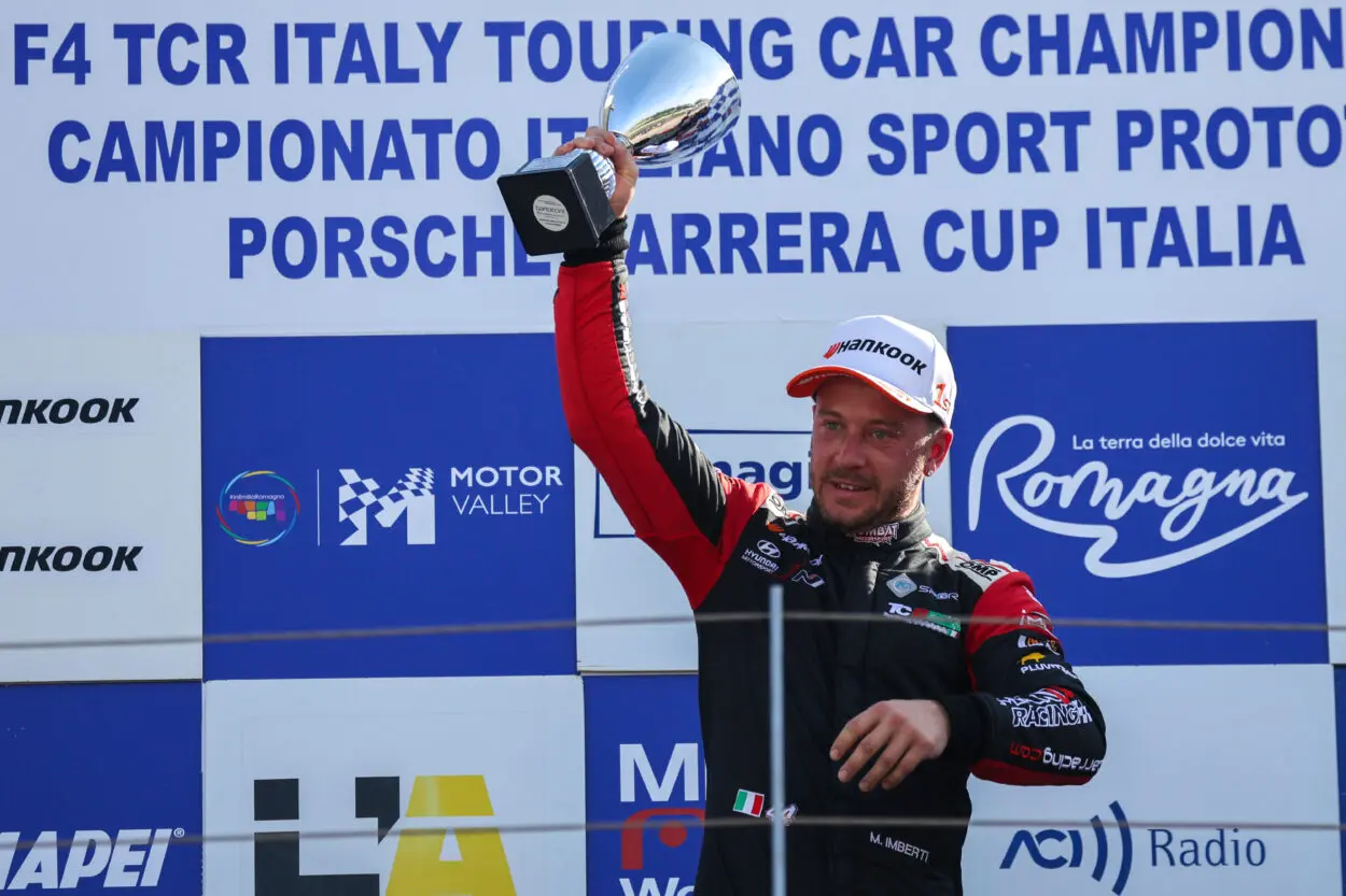 TCR Italy | Misano #2 2025, Imberti: “La macchina era perfetta, abbiamo avuto un ottimo passo. Uno dei miei anni peggiori, ma positivo per i risultati”