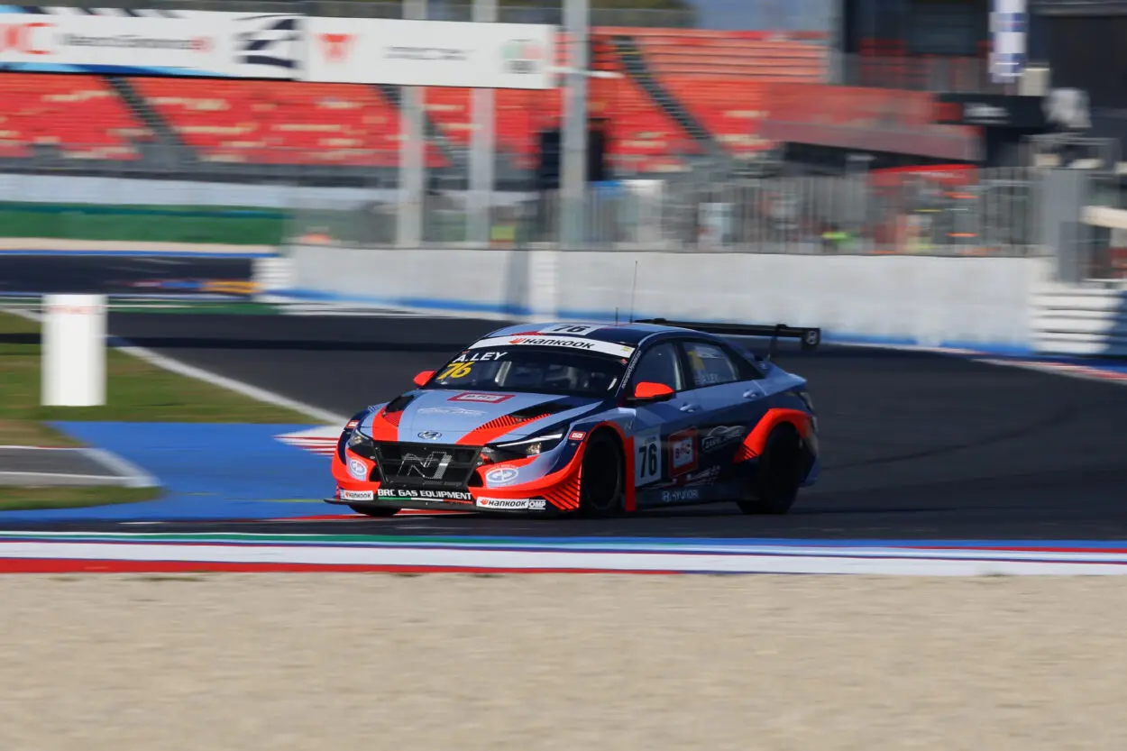 TCR Italy | Misano #2 2025, Ley: “Un grande anno. Devo ringraziare il team per le vittorie e i podi”