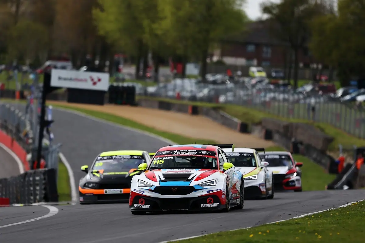 TCR UK | Anteprima Brands Hatch 2025: Shepherd vs Newsham nella weekend con più brand rappresentati