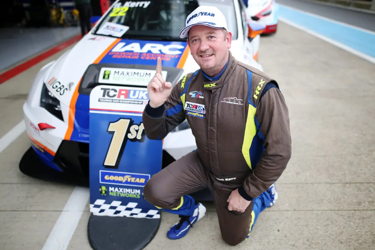TCR UK | Rick Kerry in pista per l’ultimo evento a Brands Hatch e al via della stagione 2026