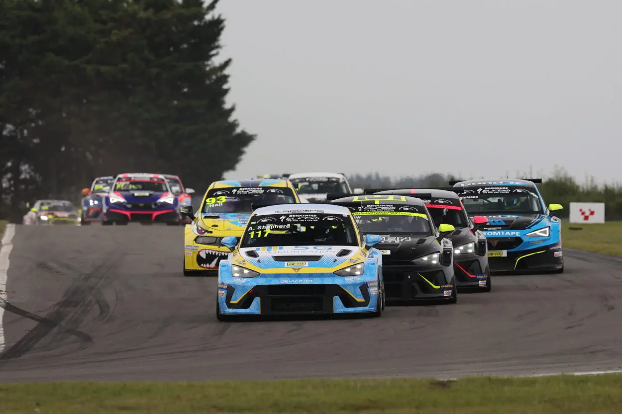TCR UK | Pubblicato il calendario 2026: apertura e chiusura a Brands Hatch, fuori Silverstone