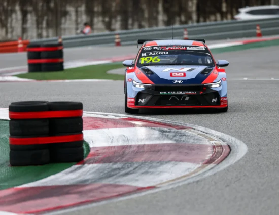 TCR World Tour | Inje 2025, Gara 2: Azcona torna al successo in una corsa frizzante dal primo all’ultimo giro