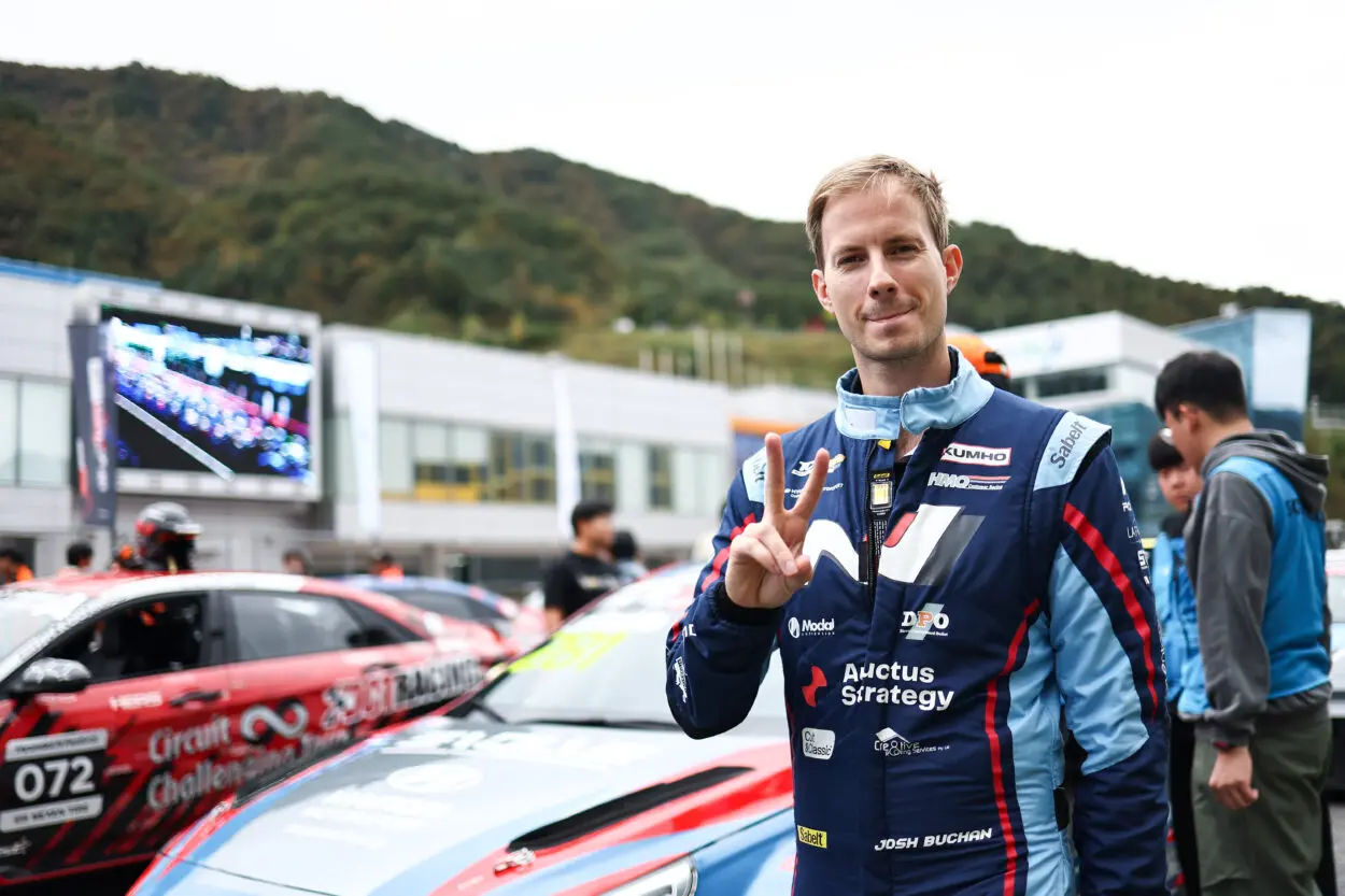 TCR World Tour | Inje 2025, Buchan: “Un sollievo vincere per la prima volta nel Mondiale. Una gara incredibile in casa di Hyundai”