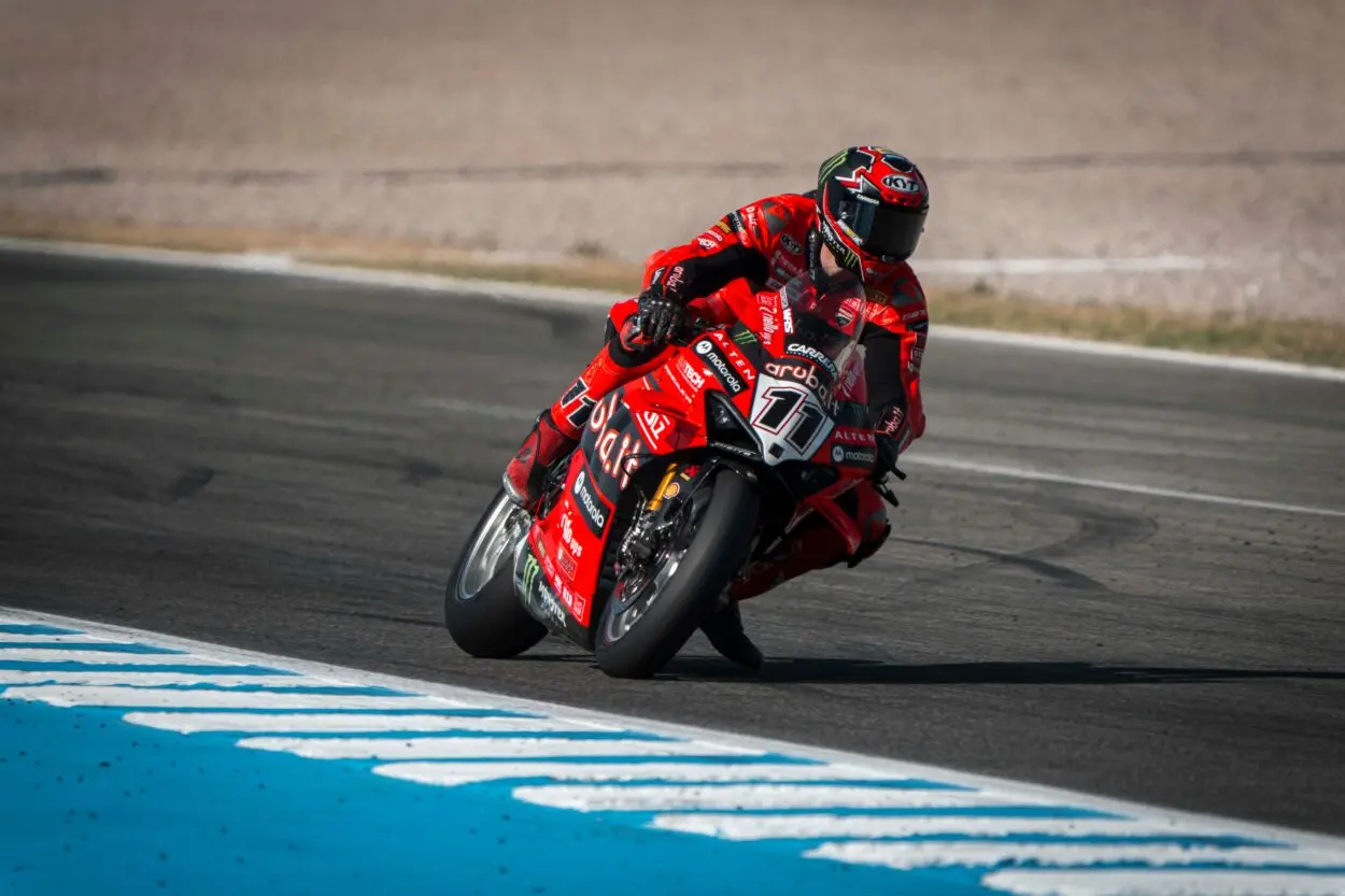 SBK | Round Jerez 2025, FP3: Bulega in testa anche al sabato mattina
