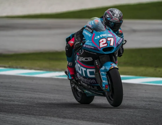 Moto2 | GP Malesia 2025, qualifiche: pole stratosferica di Holgado, 7° Gonzalez. Solo 16° Moreira