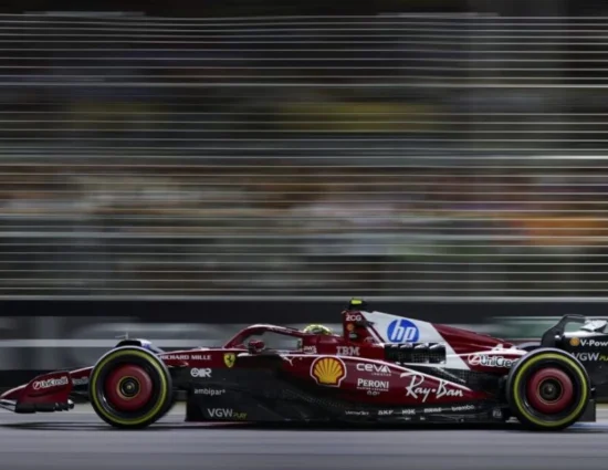 F1 | GP Singapore 2025, cinque secondi di penalità a Hamilton per Track Limits. Alonso sale al 7° posto
