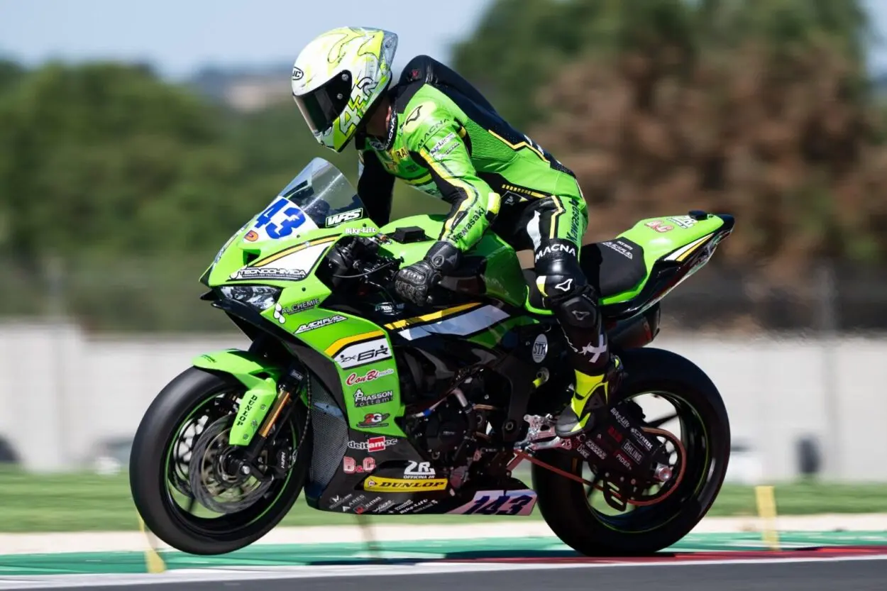 SSP | Xavi Artigas prenderà il posto di Luke Power nel team MV Agusta MotoZoo per il finale di stagione