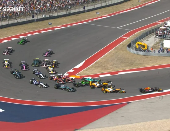 F1 | GP Stati Uniti 2025, Sprint: flipper al via, fuori le due McLaren! Vince Verstappen su Russell e Sainz