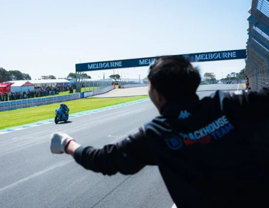 MotoGP | GP Australia 2025, la cronaca della gara di Phillip Island vinta da Raúl Fernández