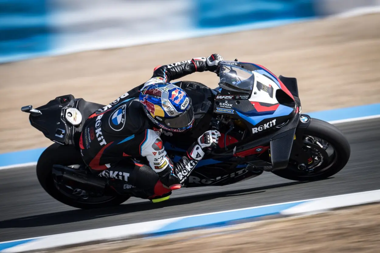 SBK | Round Spagna 2025, Gara 2: Nicolò Bulega chiude con la tripletta a Jerez, Toprak Razgatlıoğlu è campione per la terza volta