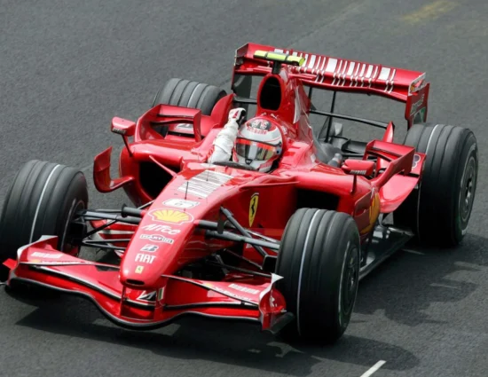 F1 | 21 ottobre 2007: diventa maggiorenne l’ultimo mondiale piloti della Ferrari con Kimi Raikkonen. È il secondo digiuno più lungo della storia Rossa