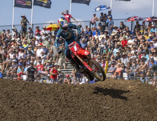 MXGP | Motocross delle Nazioni 2025: Jett Lawrence spadroneggia in gara-1, Stati Uniti e Francia appaiati al comando