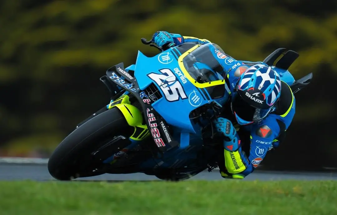 MotoGP | GP Australia 2025, gara: prima vittoria in top class per Raul Fernandez, Di Giannantonio e Bezzecchi sul podio