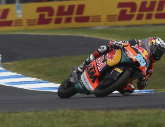 Moto3 | GP Australia 2025, gara: Rueda piega Kelso all’ultimo giro e vince, Ajo campione a squadre