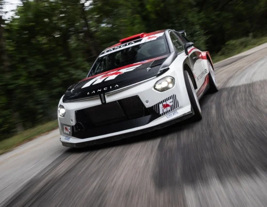 WRC | Lancia torna ufficialmente nel mondiale rally con la Ypsilon HF Integrale Rally2, ambizioni da titolo e primi indizi sulla line-up piloti