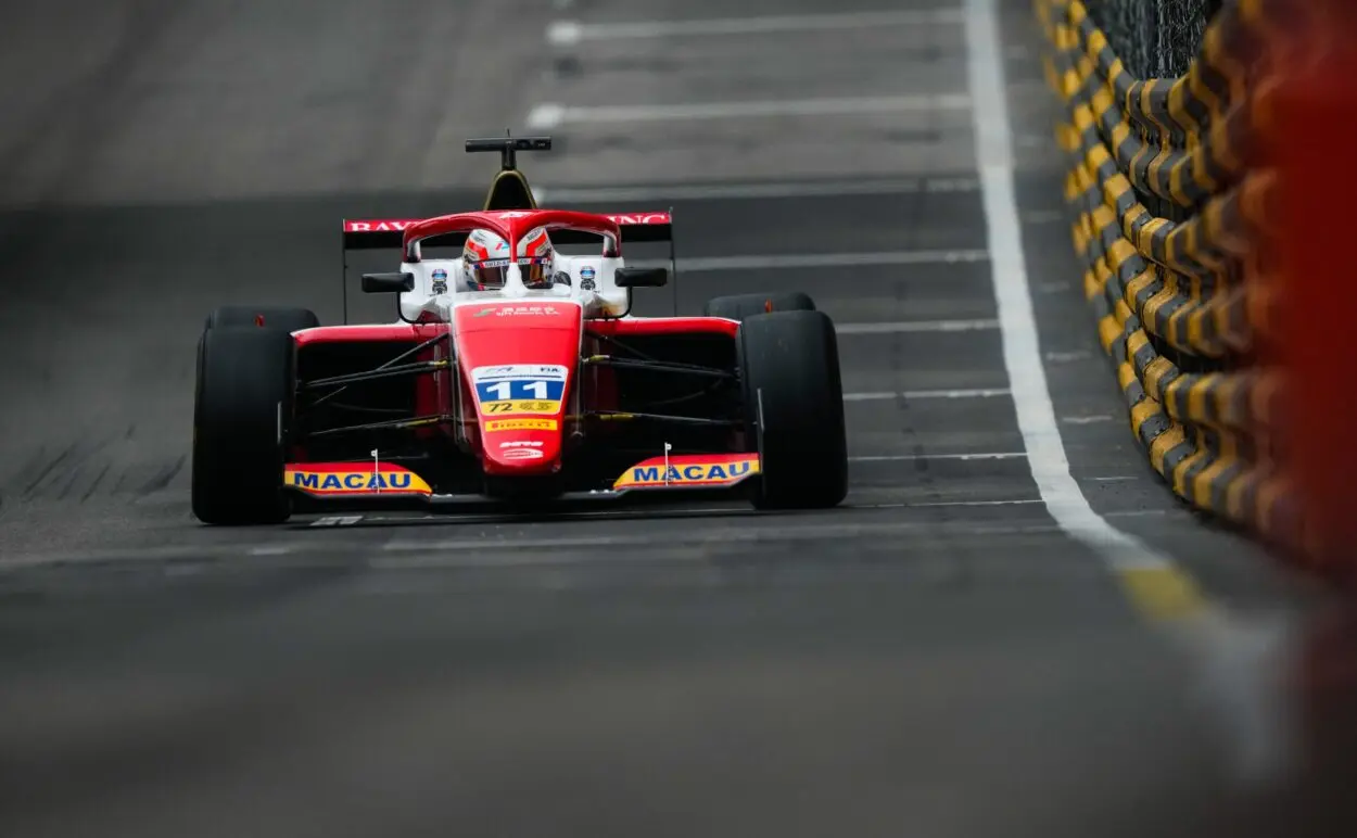 FIA FR World Cup | GP Macao 2025: Freddie Slater fa la voce grossa nella Qualifying Race