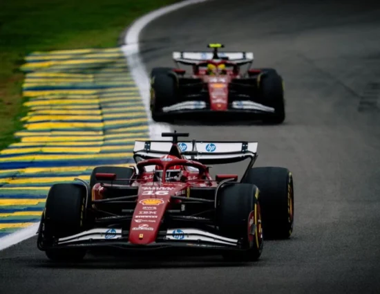 F1 | Leclerc e Hamilton rispondono (sui social) alle parole di John Elkann. Charles: “Solo essere uniti può aiutarci a ribaltare la situazione”