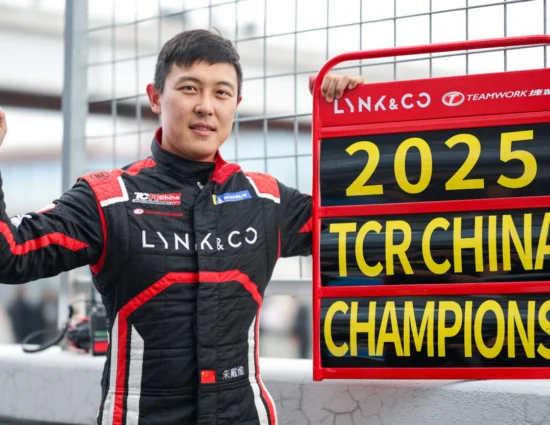 TCR China | Zhuzhou 2025: La doppia vittoria di Jason Zhang non basta, David Zhu vince incredibilmente il titolo all’ultimo giro della stagione