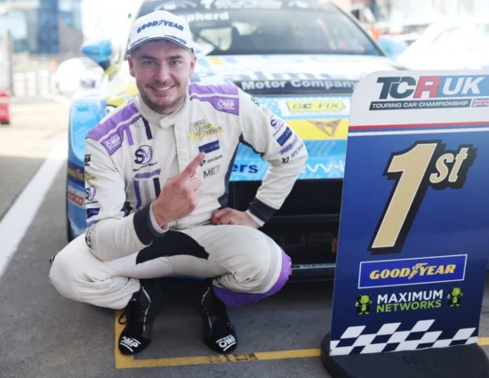TCR UK | Brands Hatch 2025, Gara 1: Shepherd vince l’ottava, ma Newsham rimane in lotta per tre punti