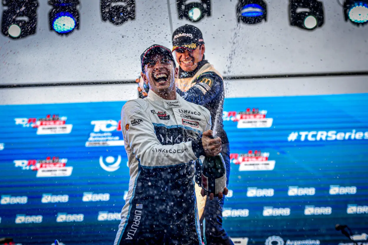 TCR World Tour | Santiago Urrutia lascia Lynk & Co Cyan Racing dopo sei stagioni