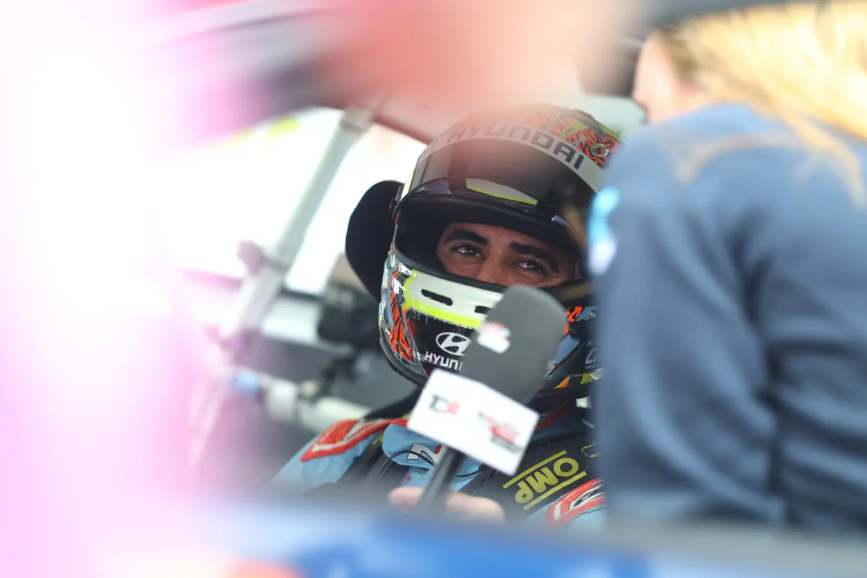 TCR World Tour | Macao 2025, Azcona: “Felice del secondo posto dopo la qualifica. In Gara 2 Urrutia ha chiuso come se io non fossi lì”