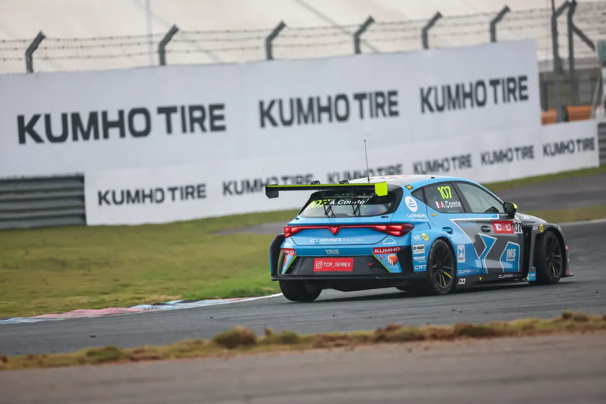 TCR World Tour | Zhuzhou 2025, Qualifiche: Prima pole position per Aurélien Comte, Cupra ritorna davanti per la prima volta dal 2021. Morán migliore degli Asia