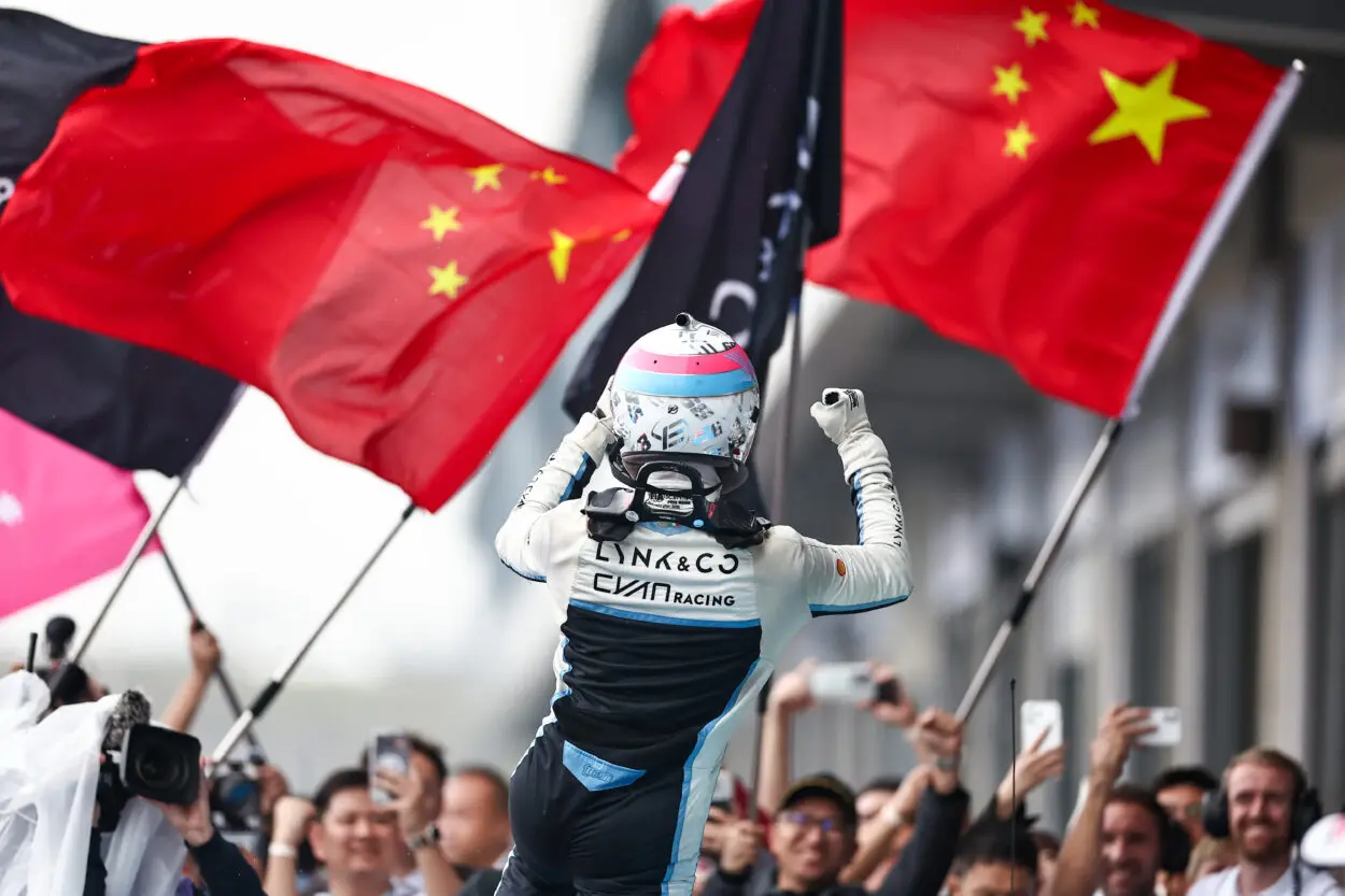 TCR World Tour | Zhuzhou 2025, Ehrlacher: “Ogni punto è fondamentale per la lotta al titolo. Devo il successo a Santi, aveva il passo per la vittoria”