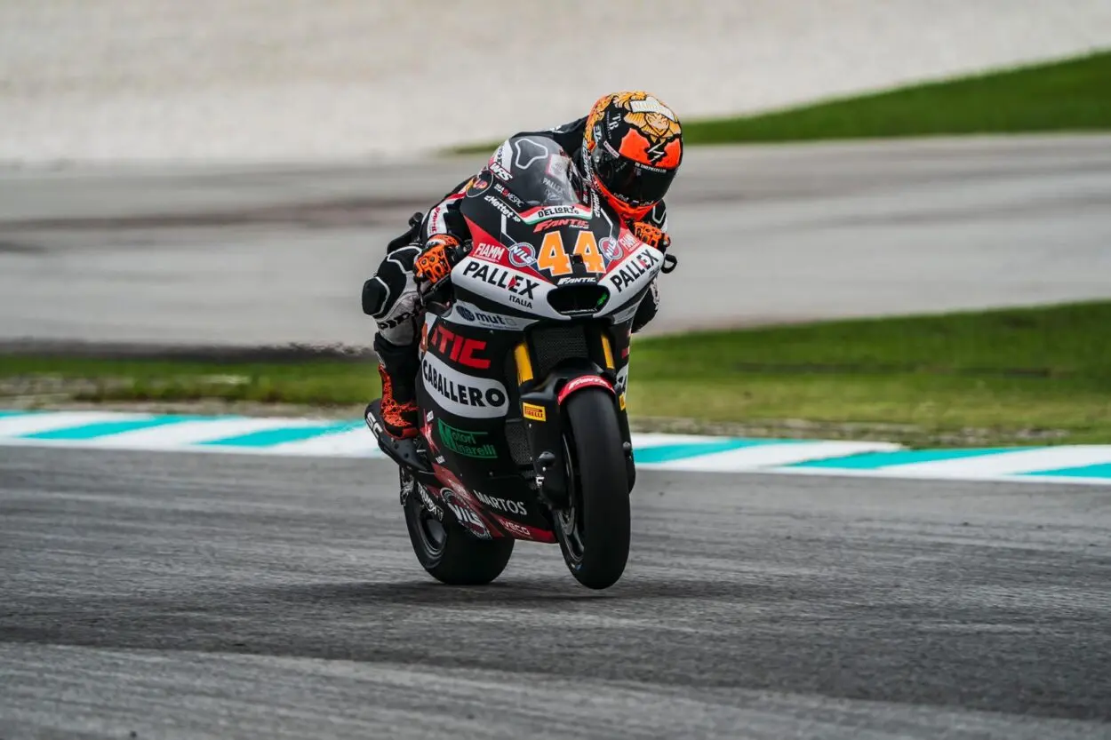 Moto2 | GP Portogallo 2025: Arón Canet da record in FP1, 5° Moreira e 8° González