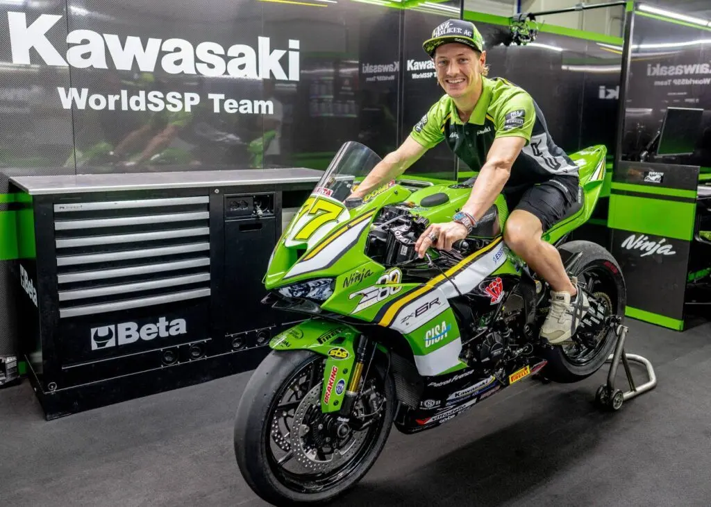 SSP | Mercato piloti 2026: Dominique Aegerter torna in Supersport e passa a Kawasaki Racing