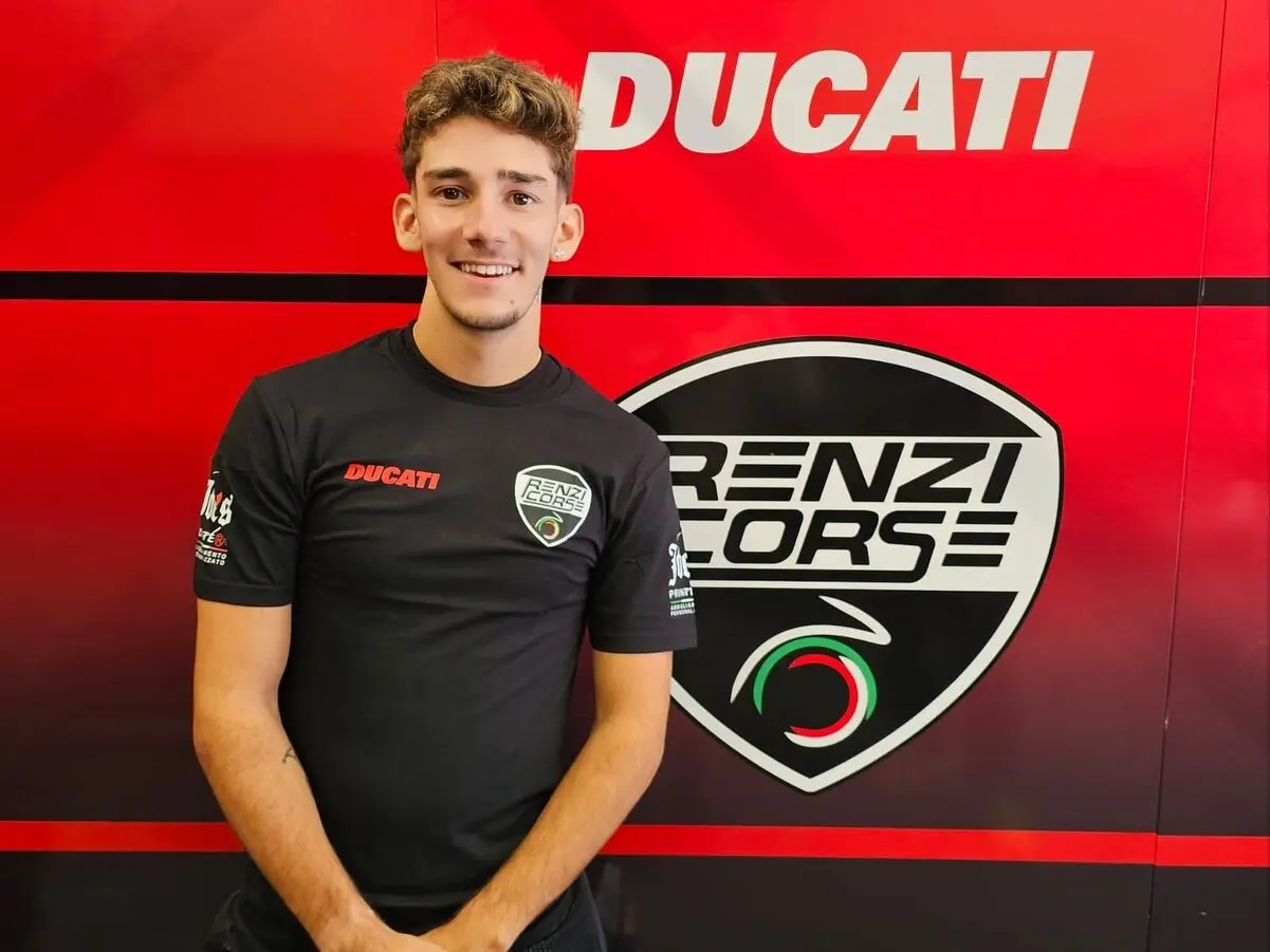 SSP | Mercato piloti 2026: Riccardo Rossi passa alle derivate di serie e si unisce a Ducati Renzi Corse