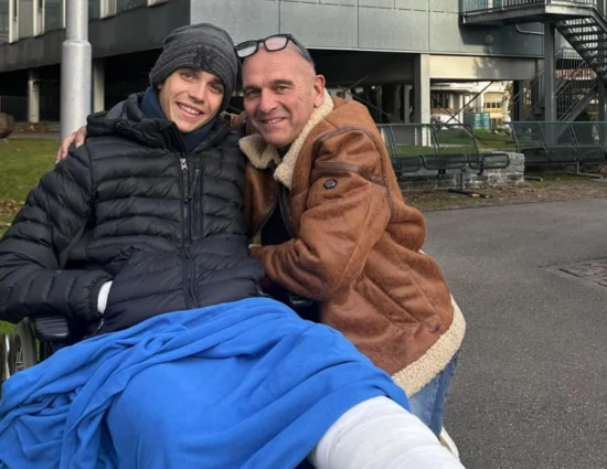 Moto3 | Altri miglioramenti per Dettwiler: scattata la prima foto, assieme al papà, dopo i fatti di Sepang