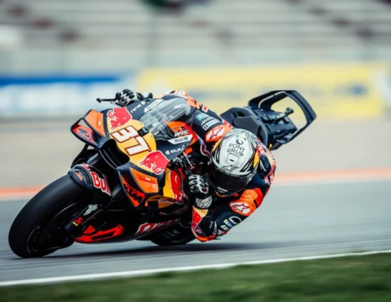 MotoGP | GP Comunità Valenciana 2025, Practice: Acosta comanda, Bagnaia fatica