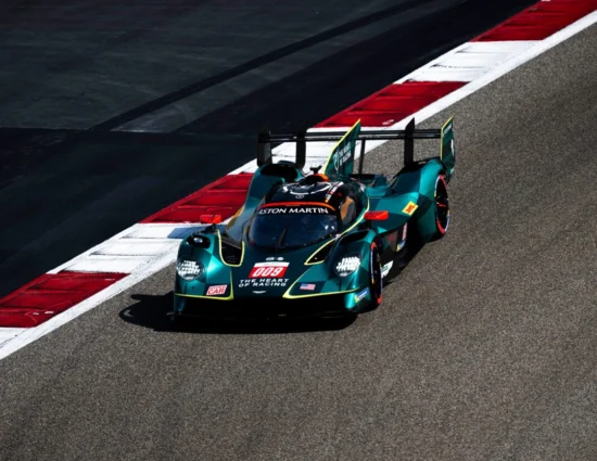 WEC | 8h del Bahrain 2025, FP1: Aston Martin subito veloce, difficoltà per Porsche e Cadillac