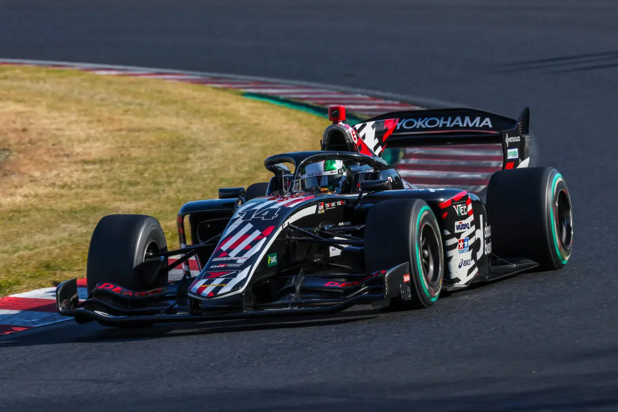 Super Formula | Suzuka post-season Test 2025: Nirei Fukuzumi svetta nel Day 2