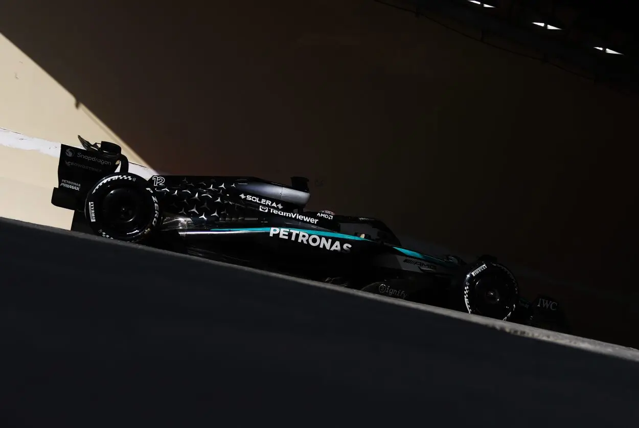 F1 | Test Abu Dhabi 2025, Antonelli il più veloce con le mule car