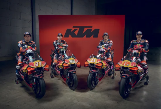 MotoGP | Presentati i team KTM Factory e Tech3 2026, stesse line-up per ricominciare al meglio