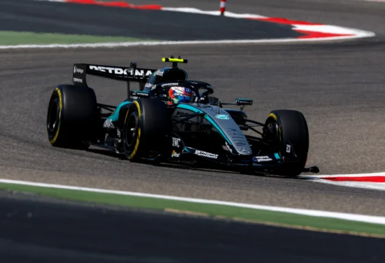 F1 | Test Bahrain #2 2026, Day 2: Antonelli chiude in testa su Piastri e Verstappen. Aston Martin ancora KO