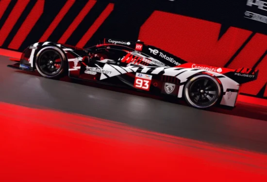 WEC | Peugeot cambia pelle: 9X8 “Hypergraphs”, artigli in pista e richiamo GTi. Il rosso scalza il tradizionale giallo fluo