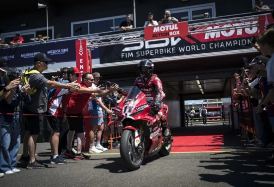 SBK | Round Australia 2026: Nicolò Bulega si aggiudica Gara 1, podio tutto italiano