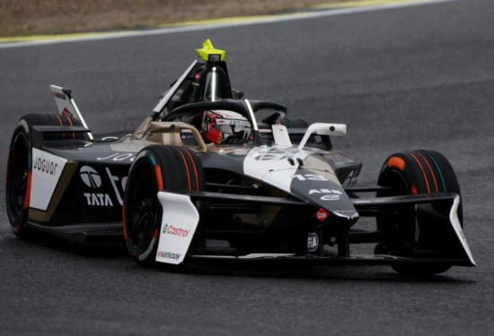 Formula E | Madrid ePrix 2026: Da Costa resiste nel finale e vince. Doppietta Jaguar con Evans da 16° a 2° (ma è sotto investigazione)