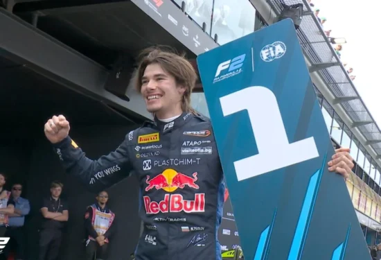 F2 | GP Australia 2026: Tsolov vince di forza una caotica Feature Race, Camara e Van Hoepen a podio
