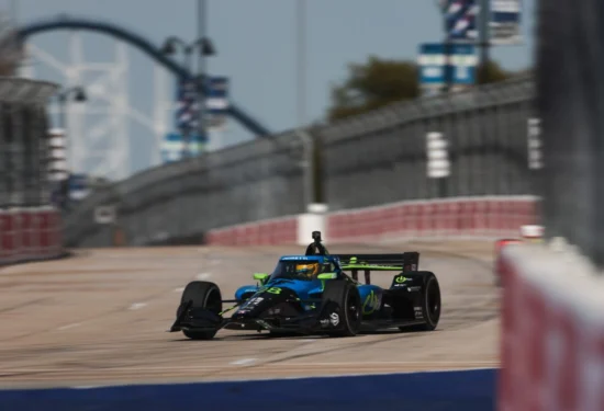 IndyCar | GP Arlington 2026: Marcus Ericsson conquista la sua prima pole position nella serie americana