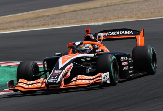 Super Formula | Motegi 2026: Ayumu Iwasa firma la prima pole position dell’anno