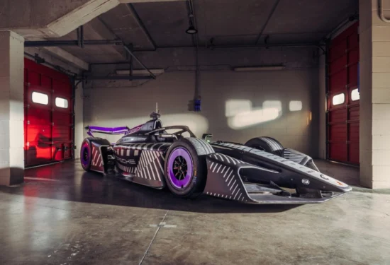 Formula E | Porsche presenta la 975 RSE per l’era Gen4